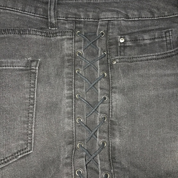 Side lace up jeans - Picture 2 of 8
